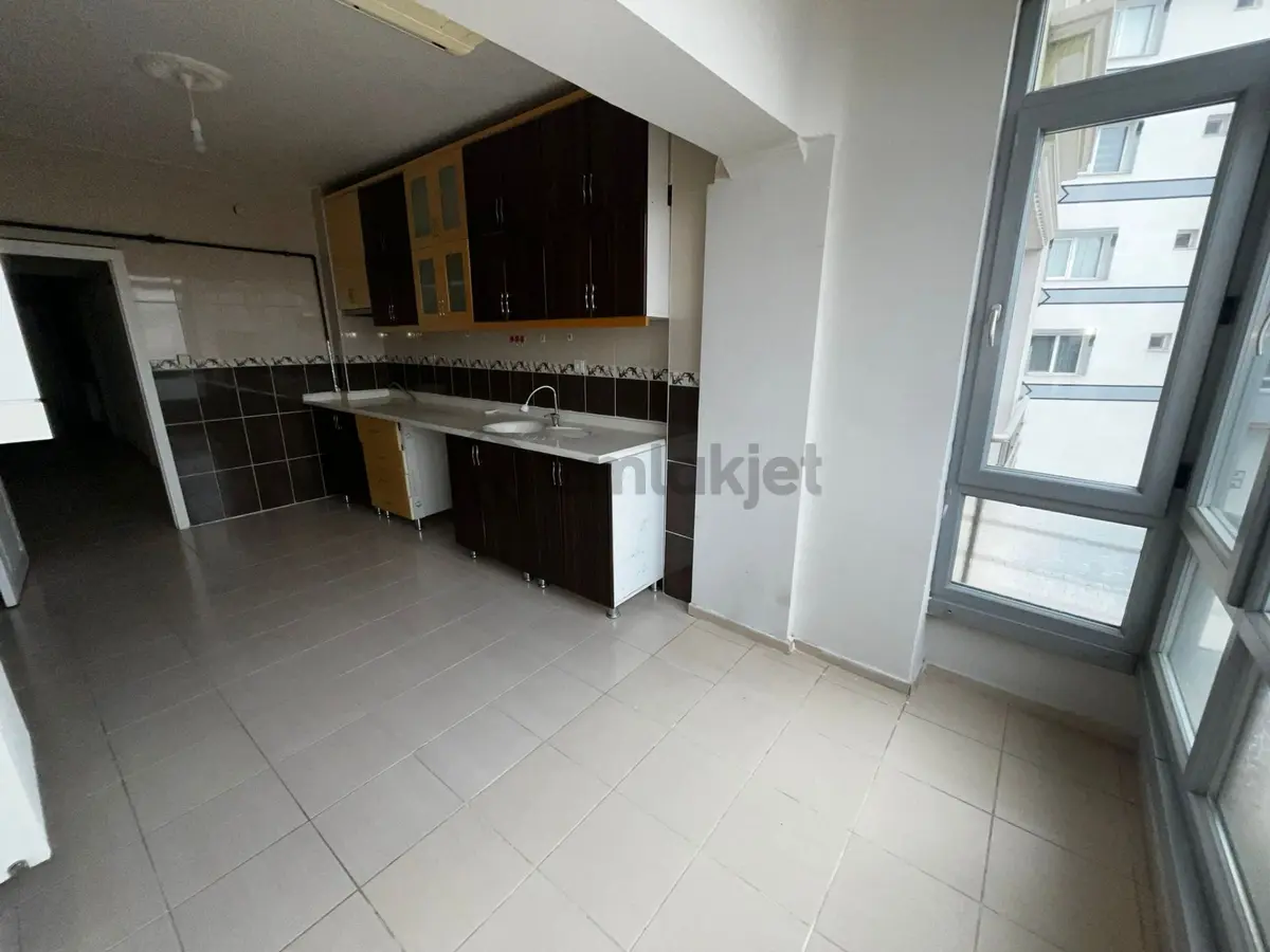 Sincan Pınarbaşı Mh.de 4+1 Yapılı Satılık Daire - 6