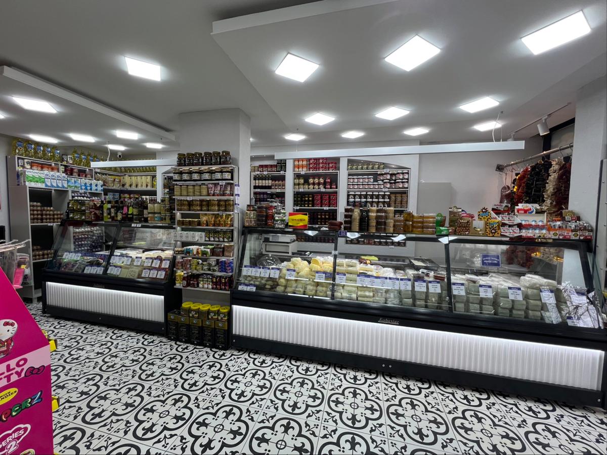 Roma’ Dan Kasım Efendi Caddesin’ De Satılık Dükkan - 5
