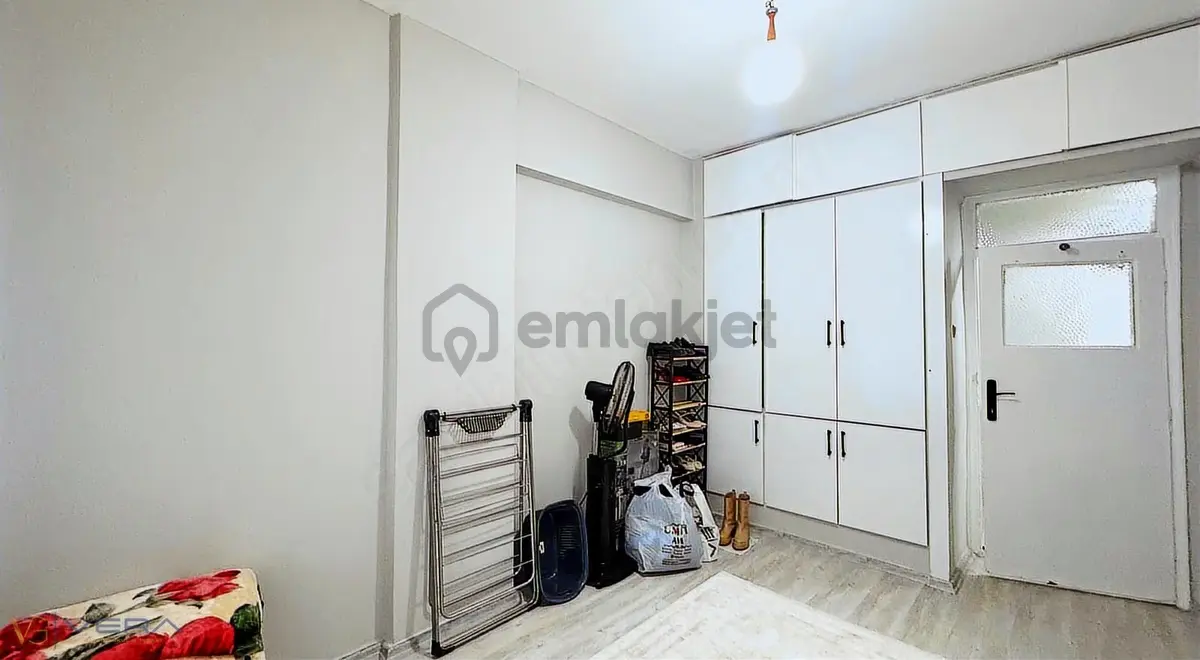 Alleben Mah. Merkezi Konumda Kullanışlı 3+1 - 6