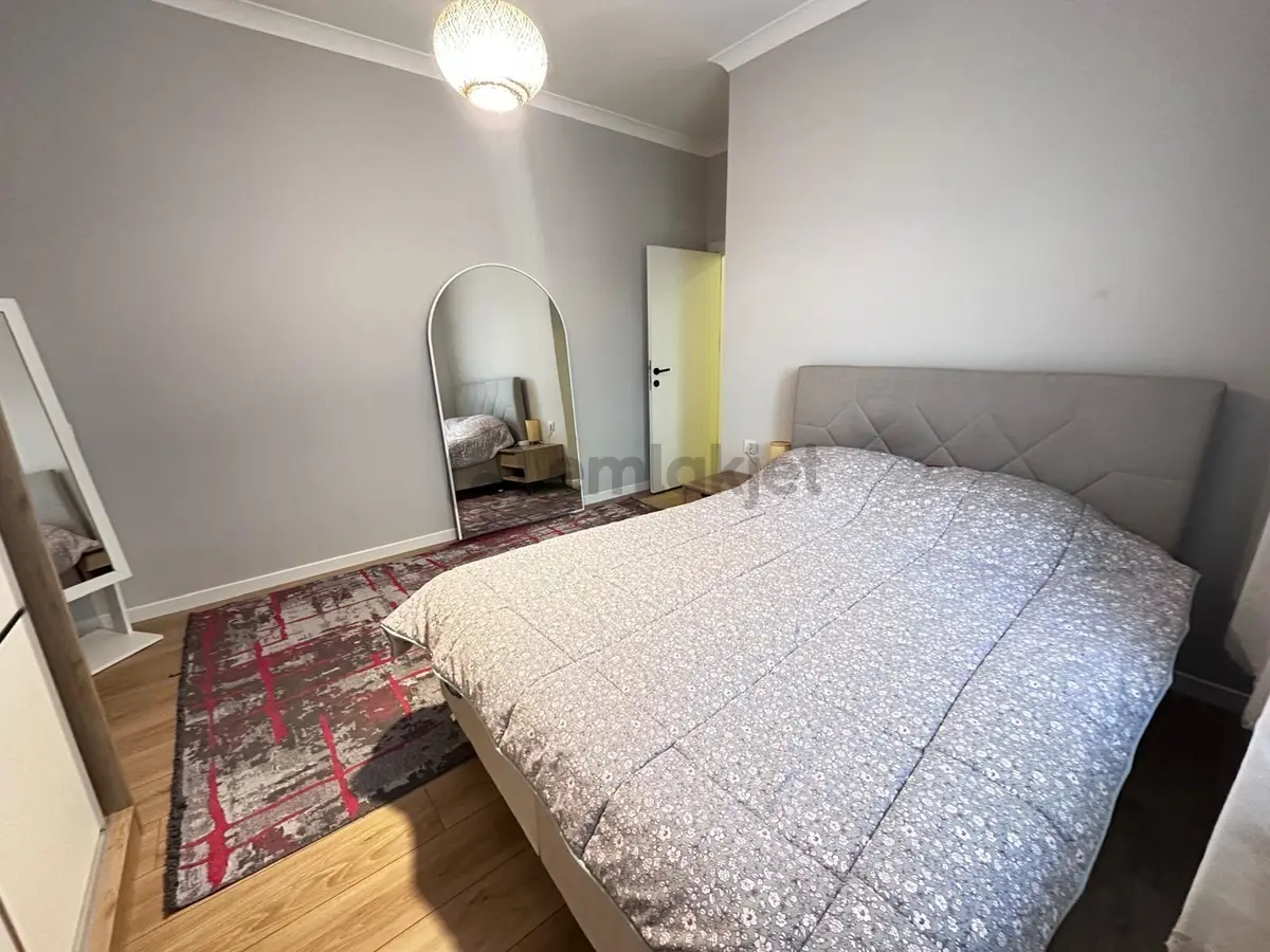Boş ... Erenköy Minibüs Cad. 2. Binada Teras 3 Banyo Dublex 4+2 - 8