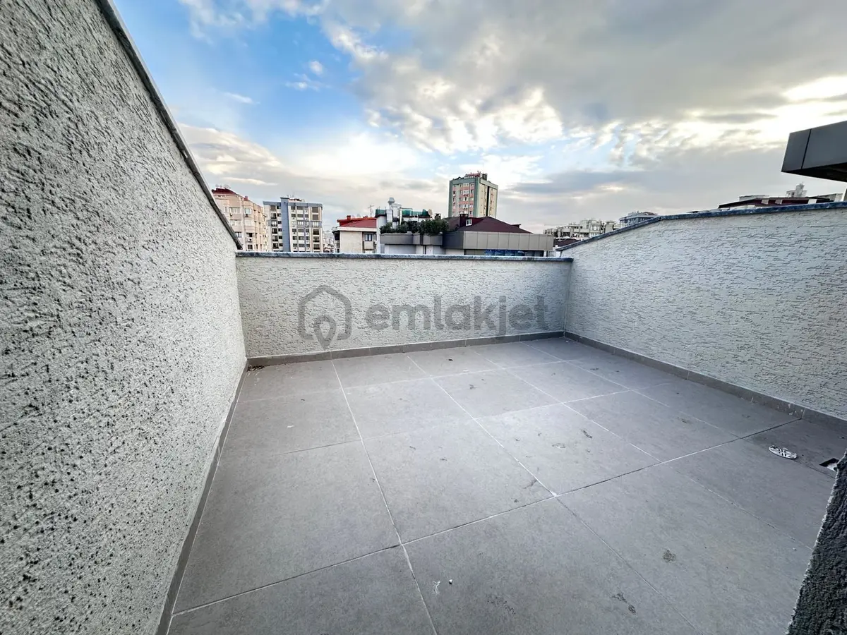 Boş ... Erenköy Minibüs Cad. 2. Binada Teras 3 Banyo Dublex 4+2 - 17