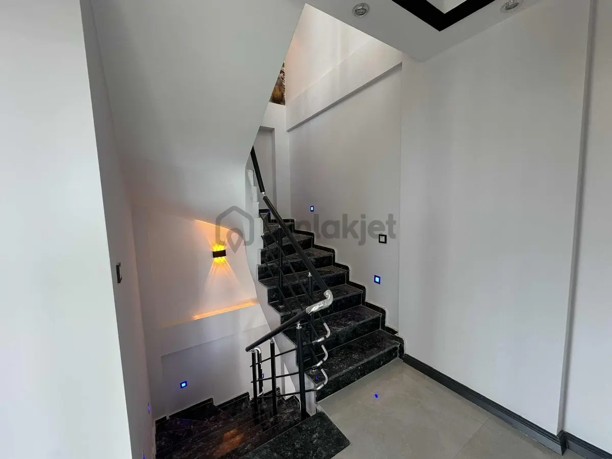 Panoramik Deniz Ve Gün Batımı Manzaralı Öm Cephe Villa - 26