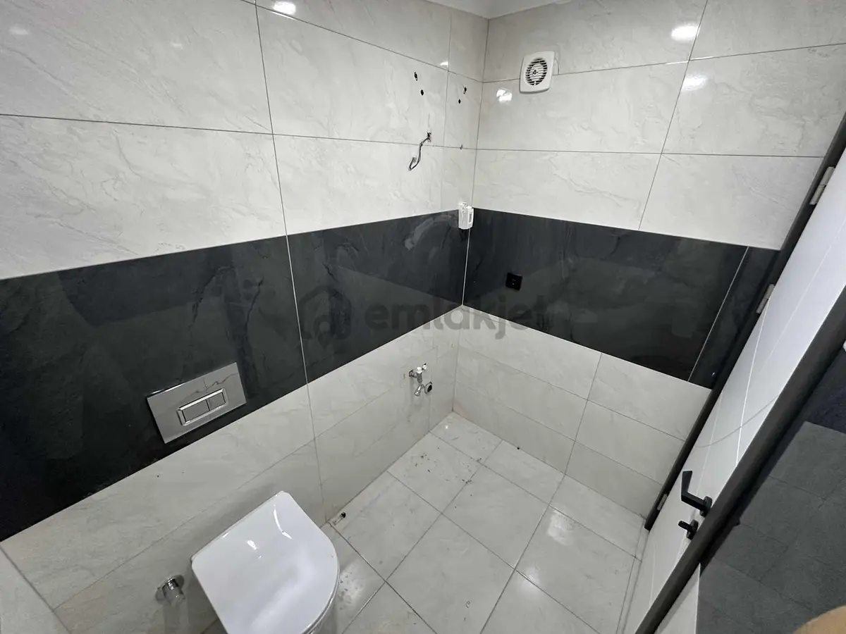 Hisar Mahallesinde 3+1 Ön Cephe Geniş Teras Balkonlu Sıfır Daire - 7