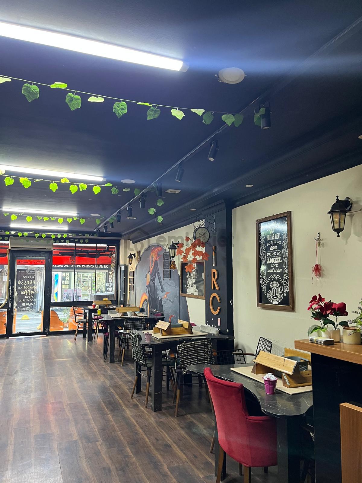 İşlek Caddede Devren Kiralık İroni Kafe - 31