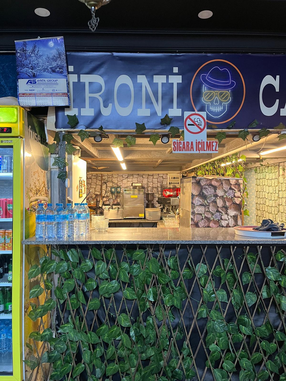 İşlek Caddede Devren Kiralık İroni Kafe - 14