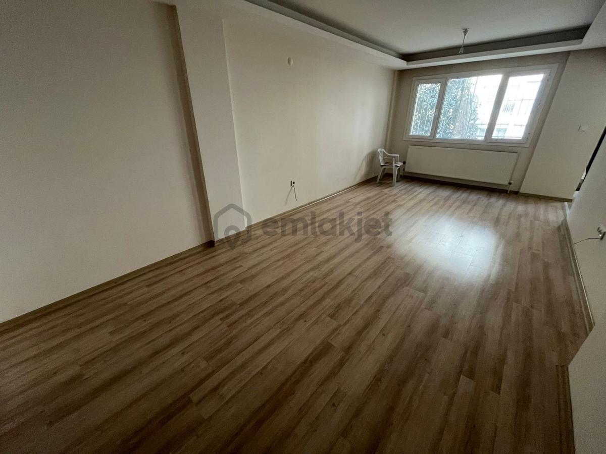 Asil'den Üçkuyularda Cadde Paraleli Bakımlı 2+1 Daire - 19