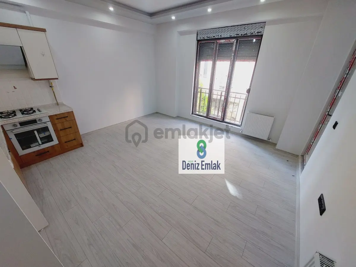 Denizden Akçayda Denize 100 M Arakat Satılık 2+1 Daire. - 13