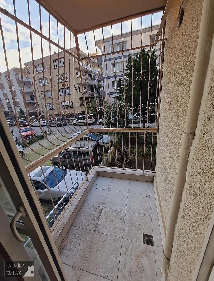 Göztepede İnönü Cad. Üzeri 3+1 Ara Kat Çift Cephe Çift Balkon - 25