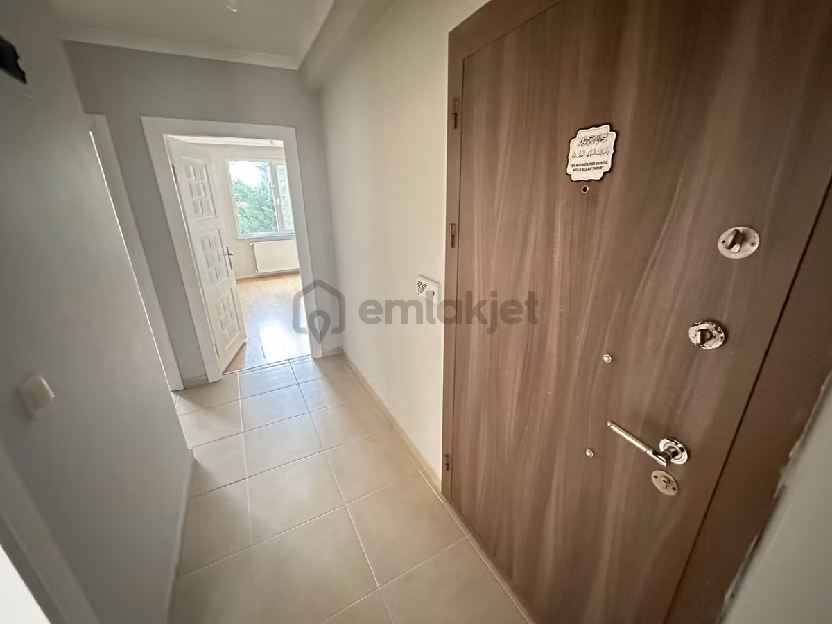 Remax Sancaktepe Fatih Mah Ara Kat Satılık 2+1 Daire - 10