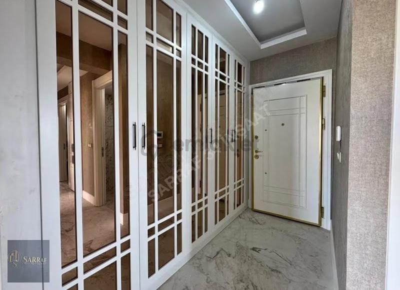 Sarraf Yapıdan Butik Sitede E-5 Dibinde Dekorlu 2+1 Daire - 30