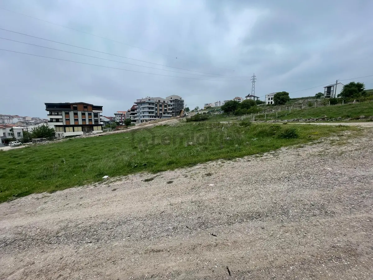 Kuva-i Milliye'de Satılık Villa Arsası - 6