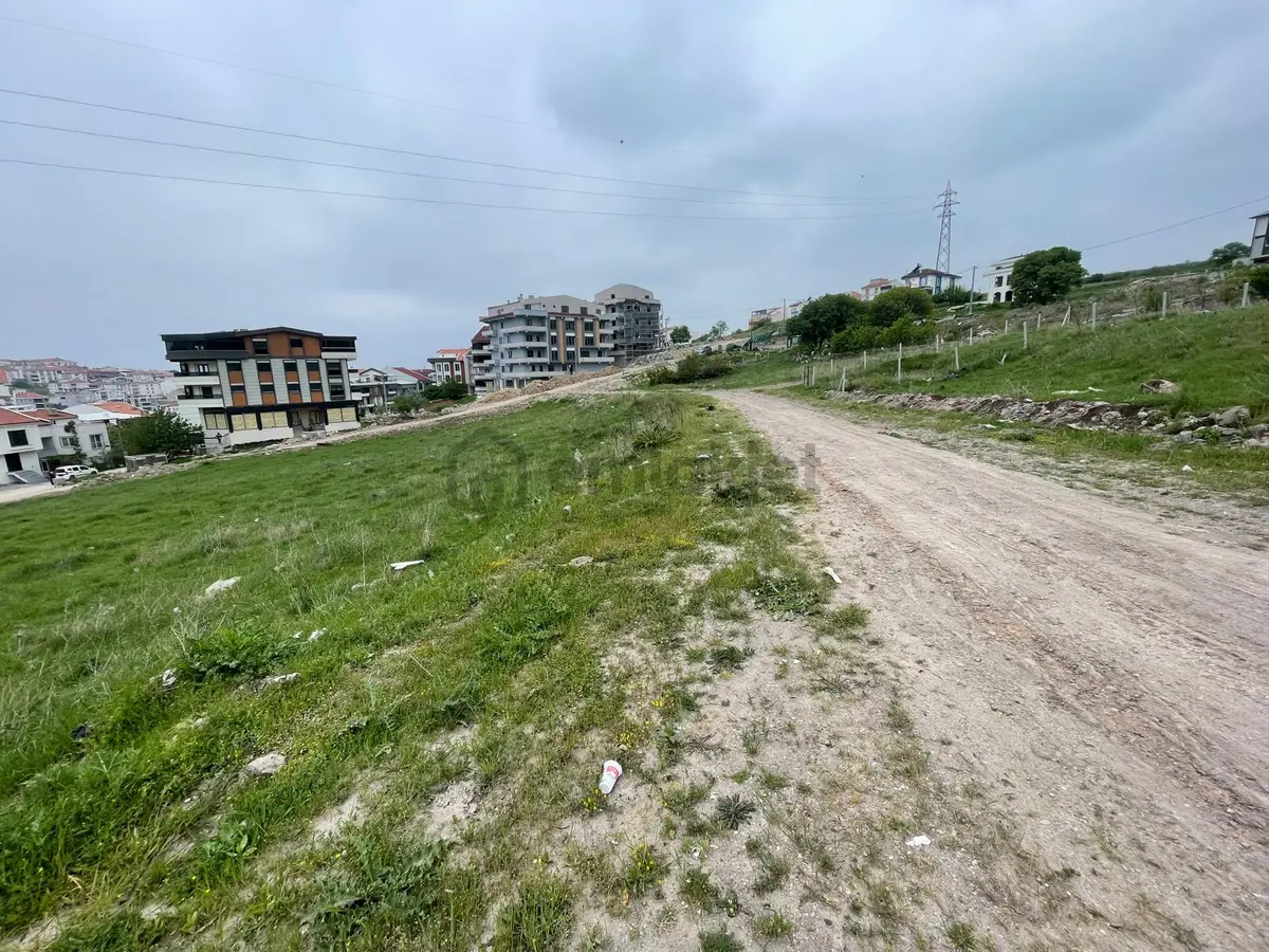 Kuva-i Milliye'de Satılık Villa Arsası - 16