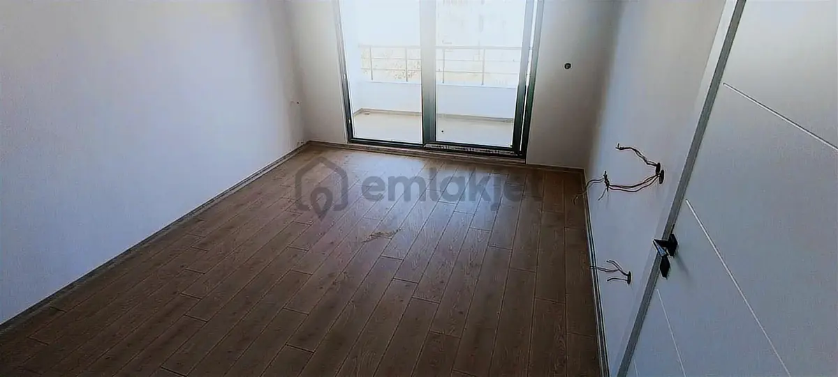 Karayaz'dan Harika Lokasyonda Geniş 1+1 Satılık Daire - 9