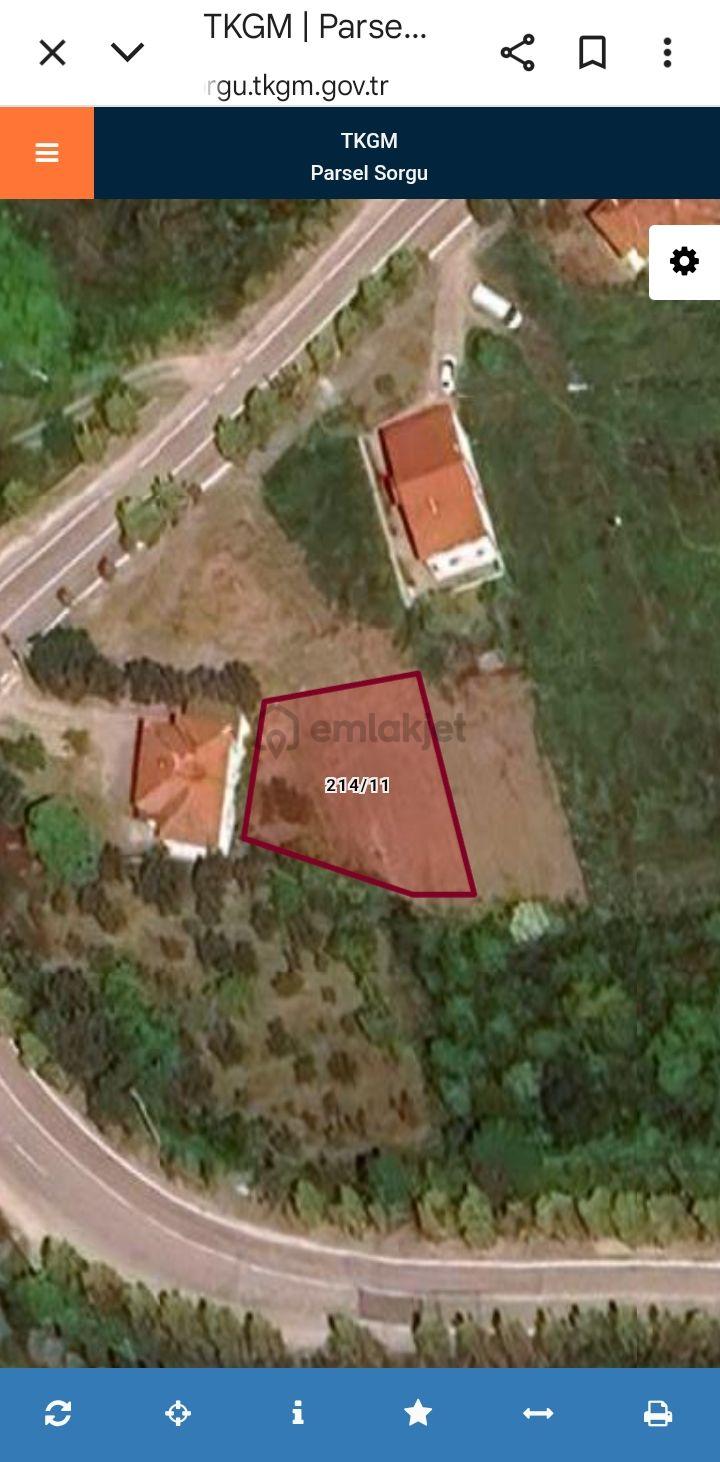 Akkoyundankaramursel Dereköyde Arsa
