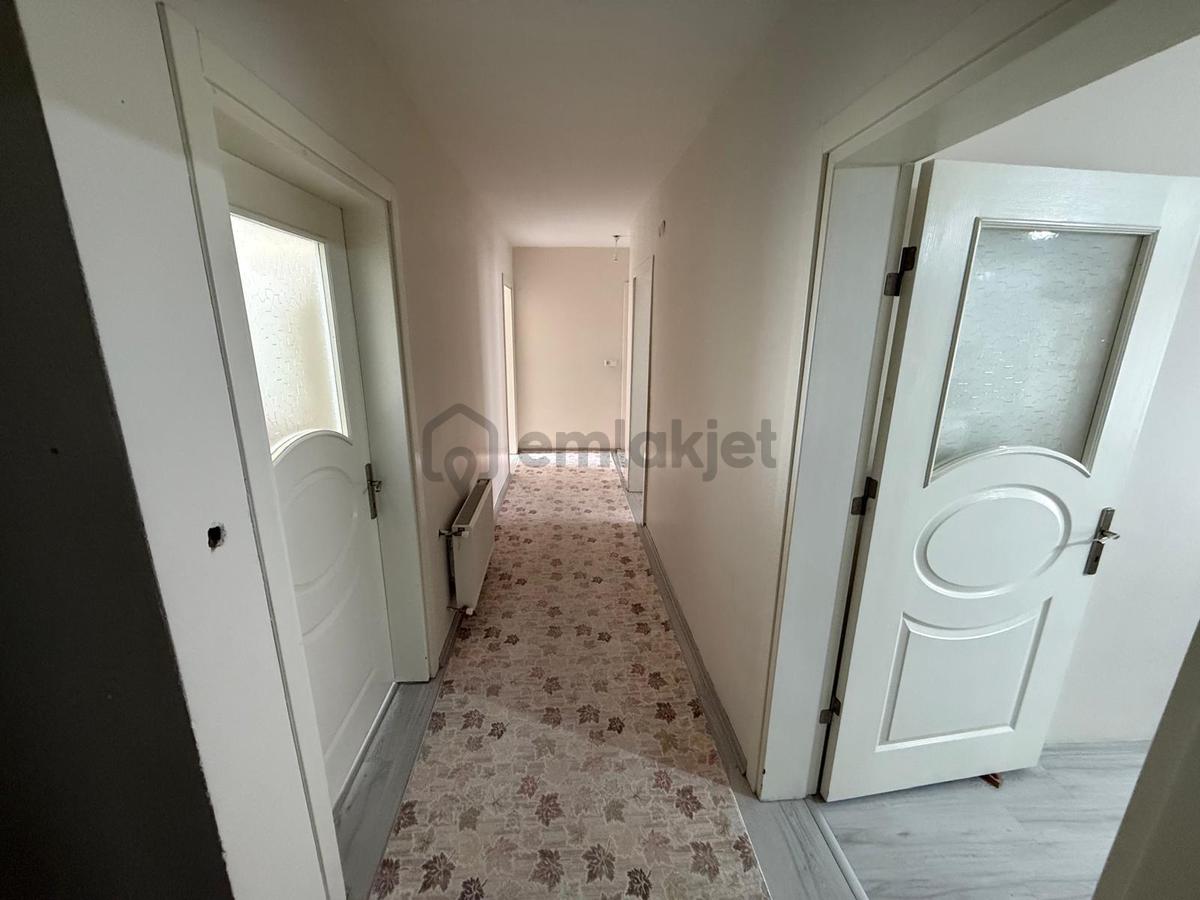 Çamlıca Da 200m2 Arsa Üzerinde 2 Katlı Müstakil Ev - 4