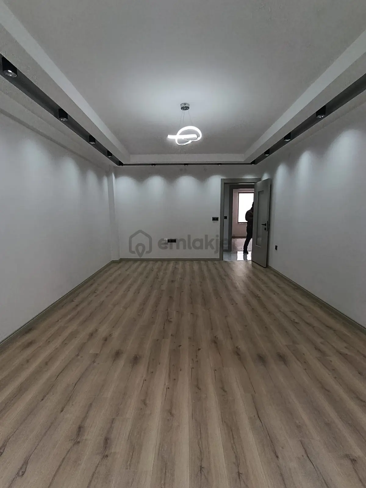Batıkent Te Özel Garajlı Ebeveyn Banyolu 3+1 Sıfır Daireler - 6