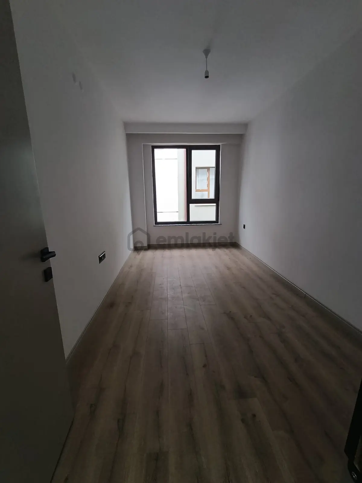 Batıkent Te Özel Garajlı Ebeveyn Banyolu 3+1 Sıfır Daireler - 9