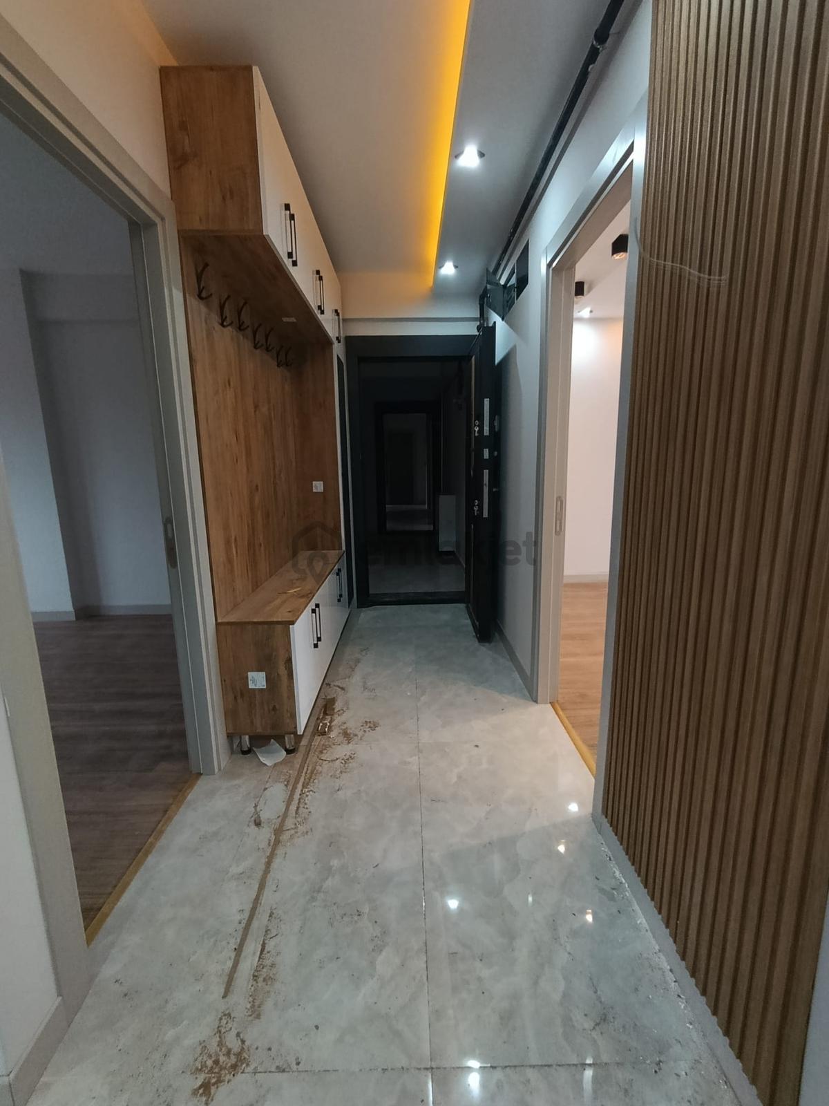Şirintepe De Ebeveyn Banyolu 2+1 Sıfır Daire - 13