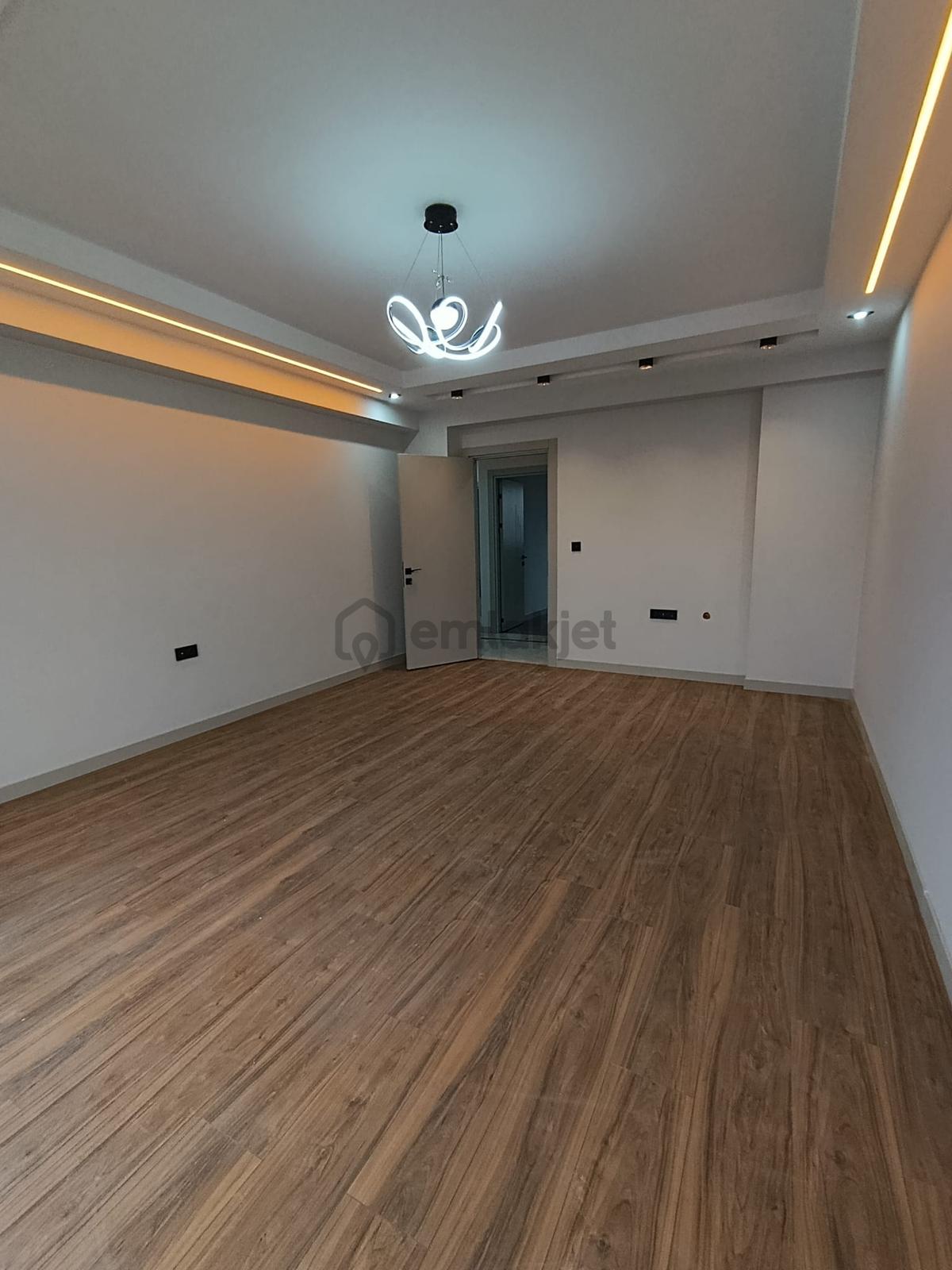 Şirintepe De Ebeveyn Banyolu 2+1 Sıfır Daire - 7
