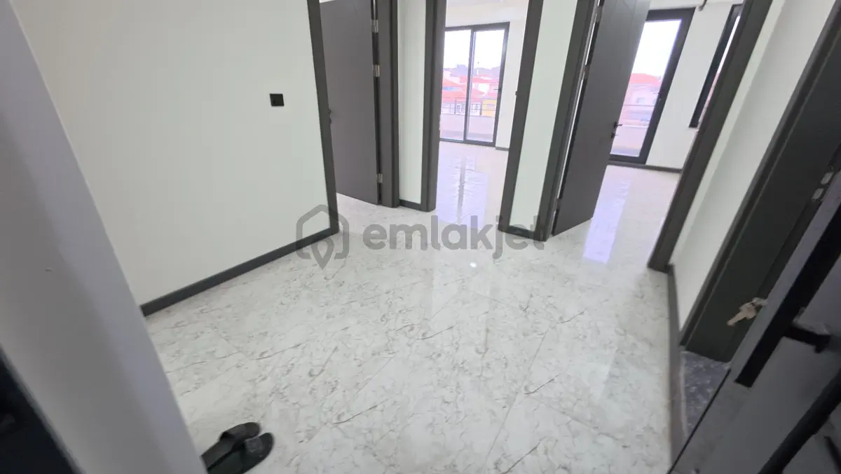 Sakarya Karasu Merkezde Satılık 2+1 Daire - 9
