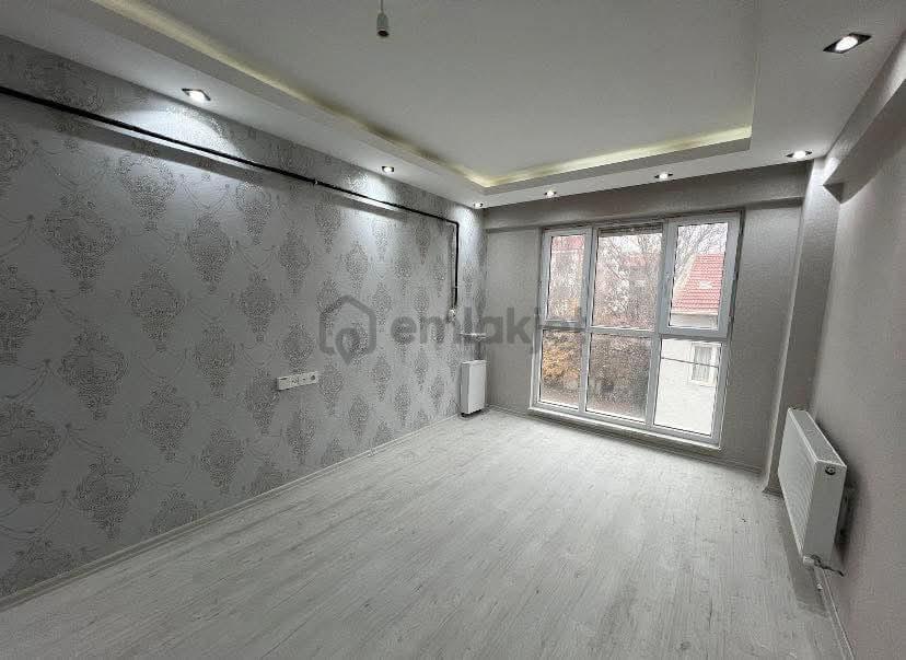 Çamlıca Mahallesinde 1+1 Satılık Daire - 3