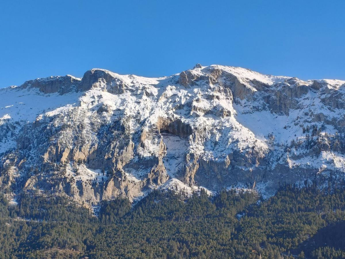 Kar Emlaktan Akçatekir Esentepede 960m2 Satılık Arsa - 3