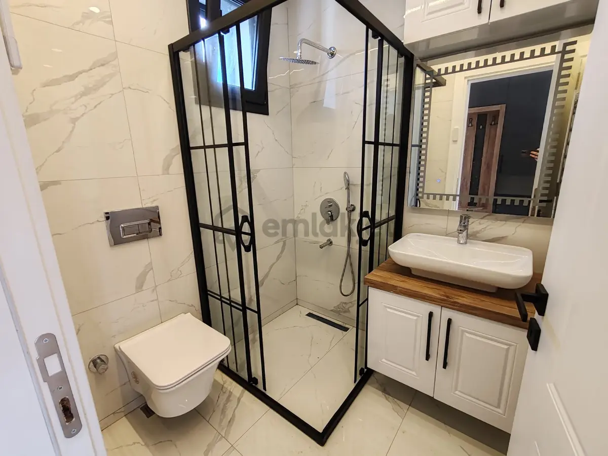 Didim'de 3+1 Satılık Villa Lüks, Havuzlu Otoparklı - 16