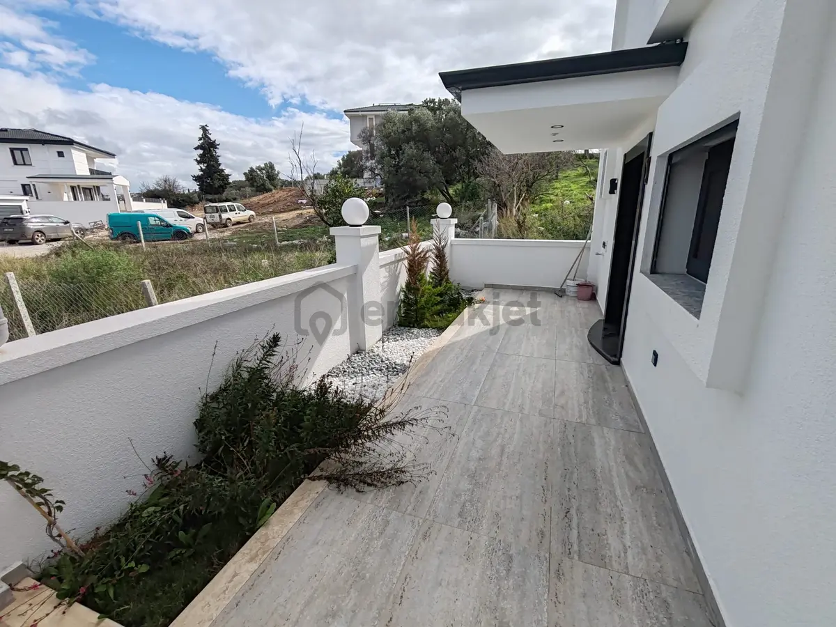 Didim'de 3+1 Satılık Villa Lüks, Havuzlu Otoparklı - 10
