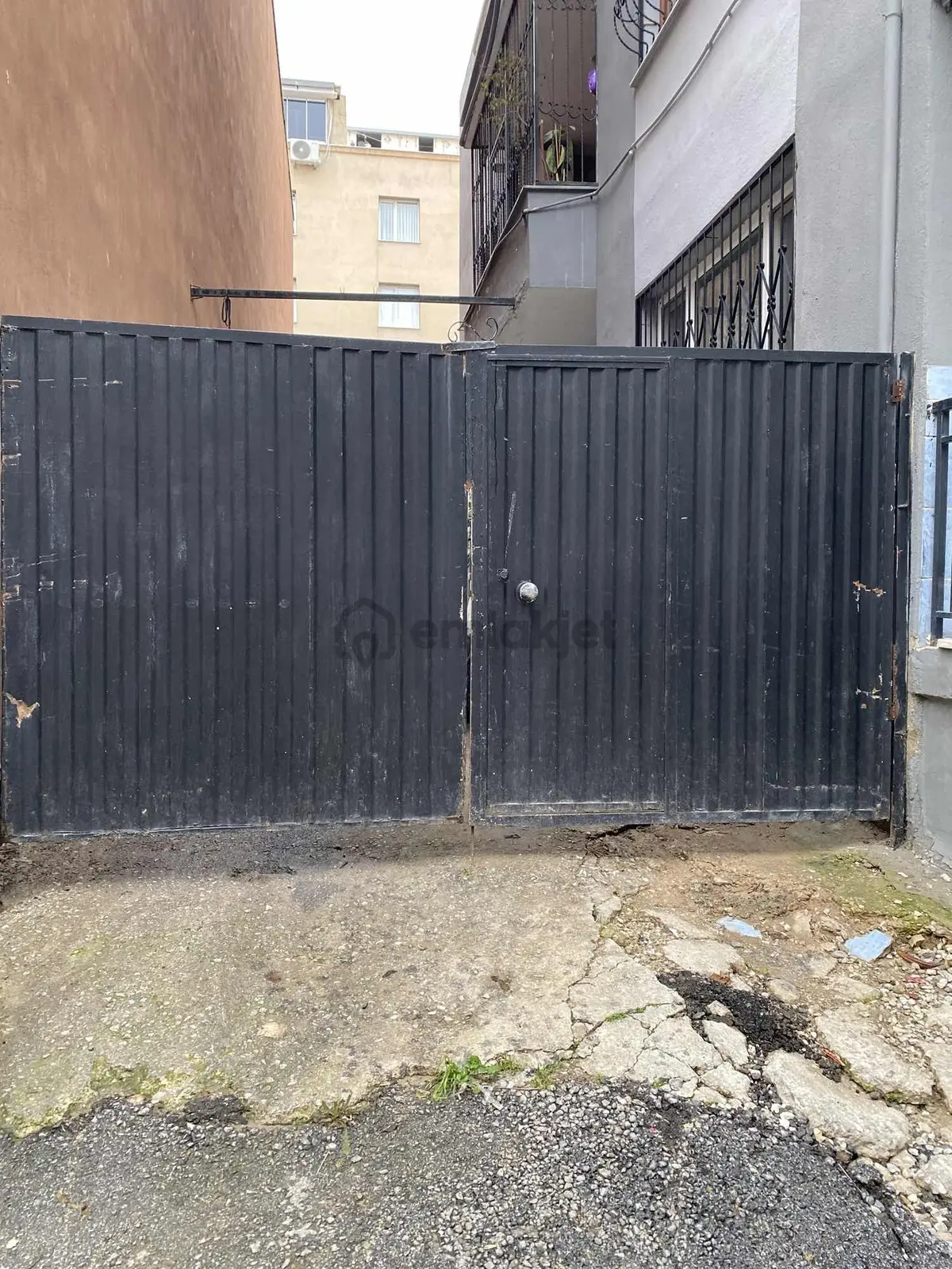 Satılık Çok Geniş 3+1 Merkezi Konum - 29