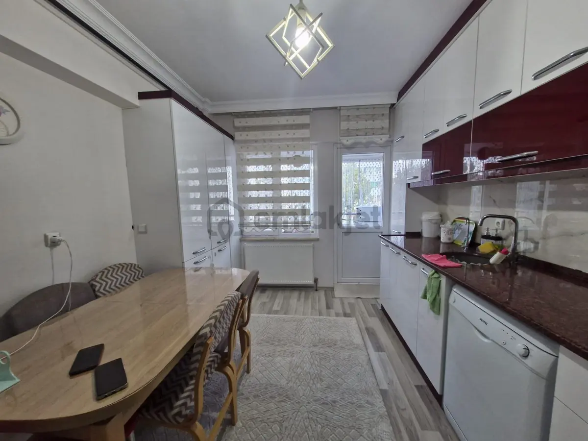 Kale Mahallesi Lozanevler Civarı Satılık Daire - 4