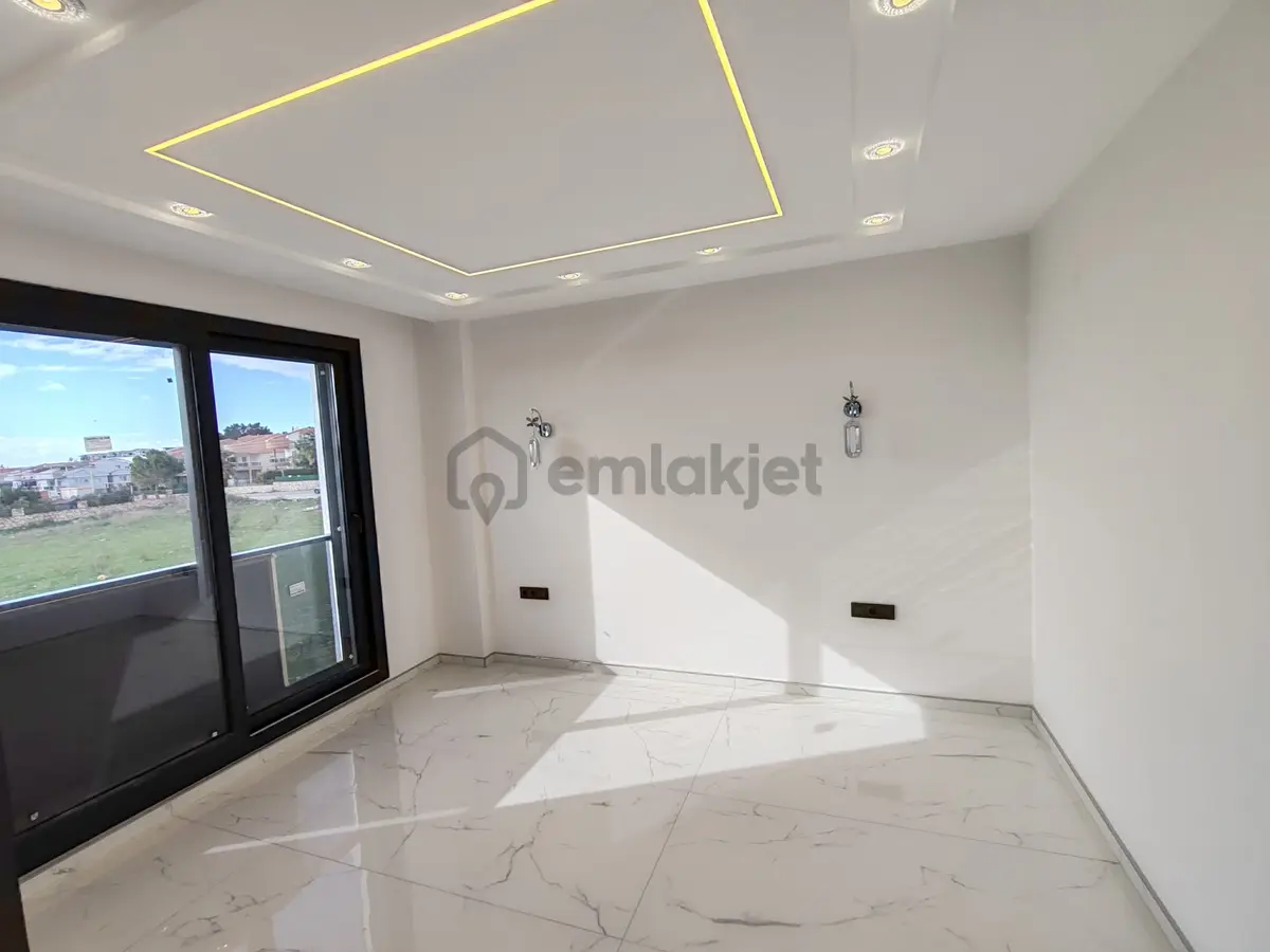 Didim Merkezde 4+1 Lüks Villa 600m2 Arsa İçinde - 31