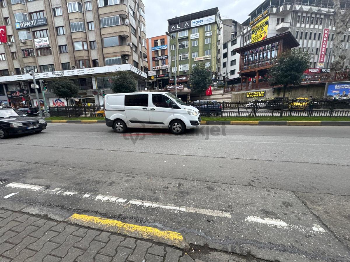 Trabzon Meydan'da Satılık Dükkan - 25