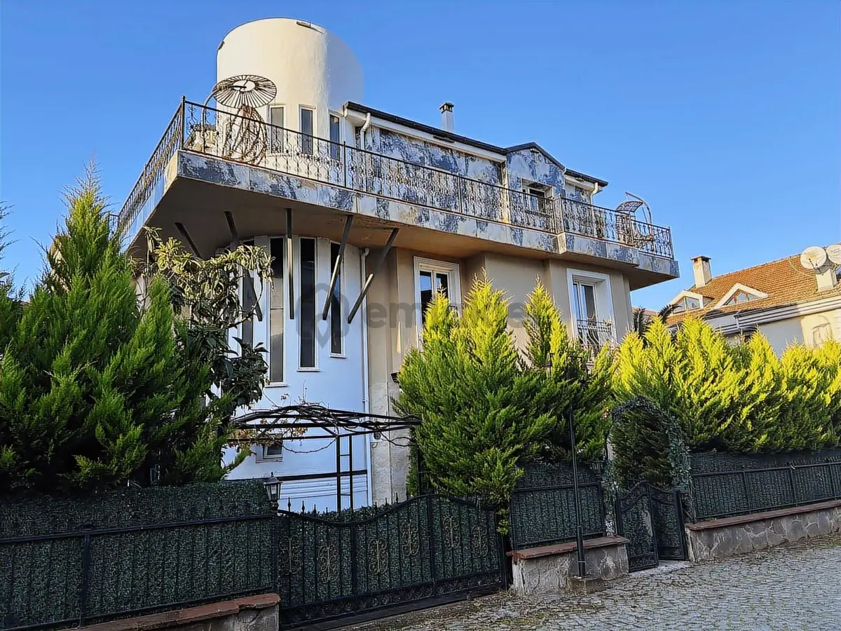 Altın Emlak Trabzonda Satılık Villa - 12