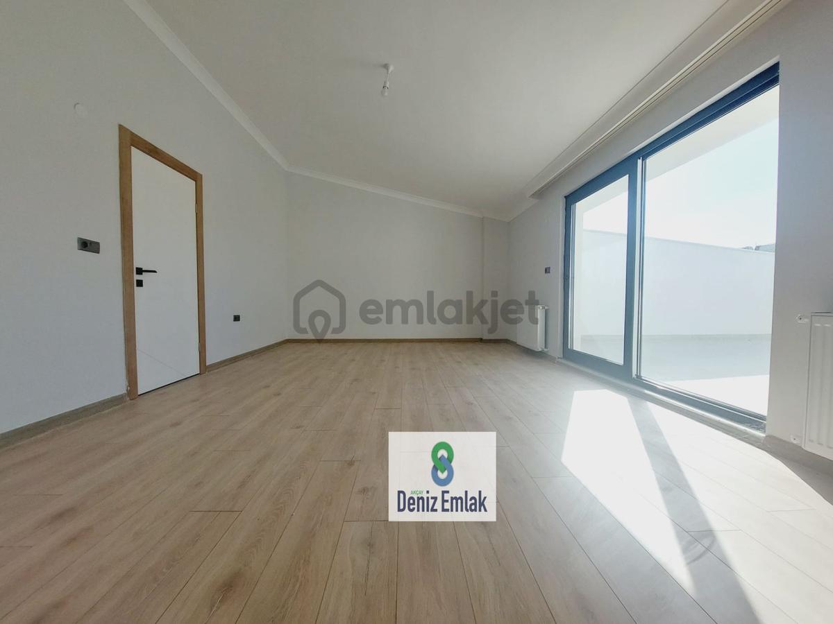 Denizden Akçayda Denize 100 M Öncephe Geniş Satılık 4+1 Dubleks Daire . - 16