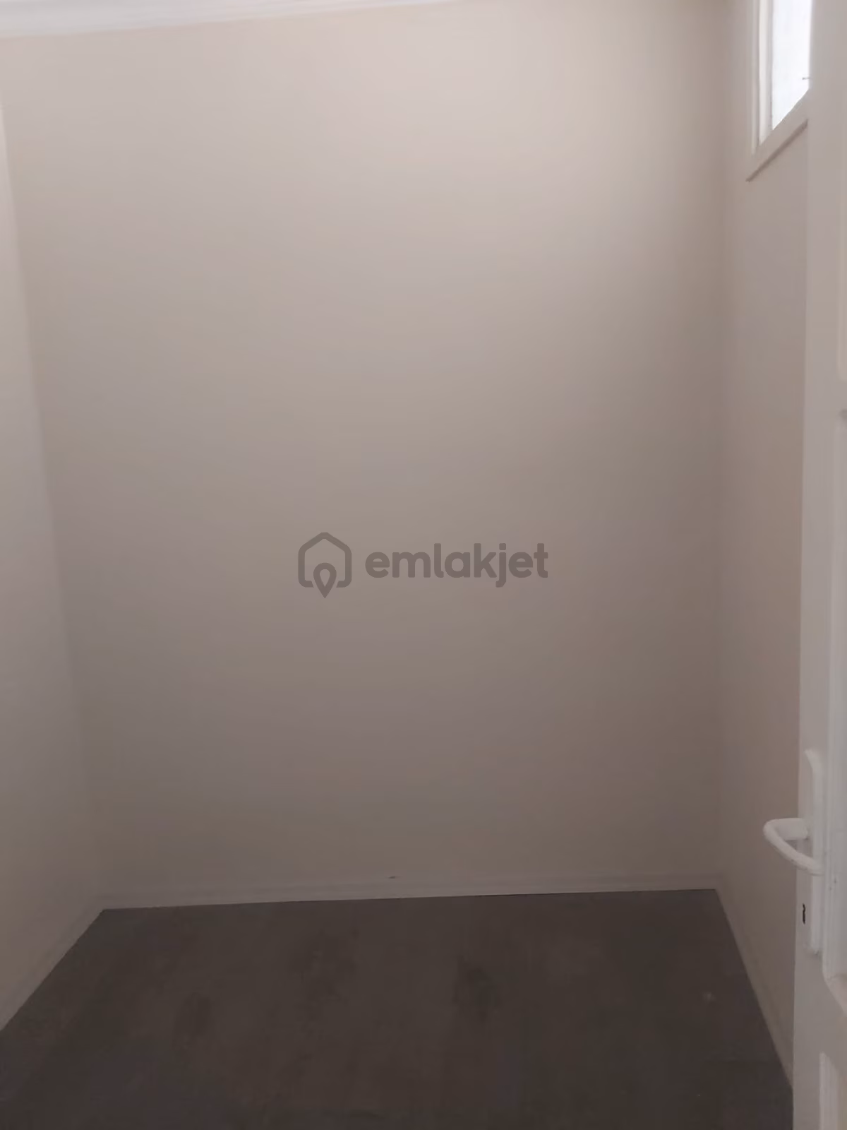 Aydın Soke Yenıcamıı Mahallesinde 90 M2 2+1 - 4