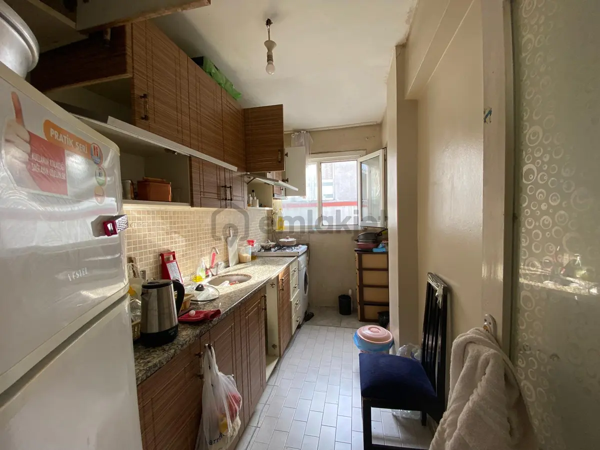 Remax'tan Bahçelievler'de Satılık 2+1 Hisseli Daire - 9