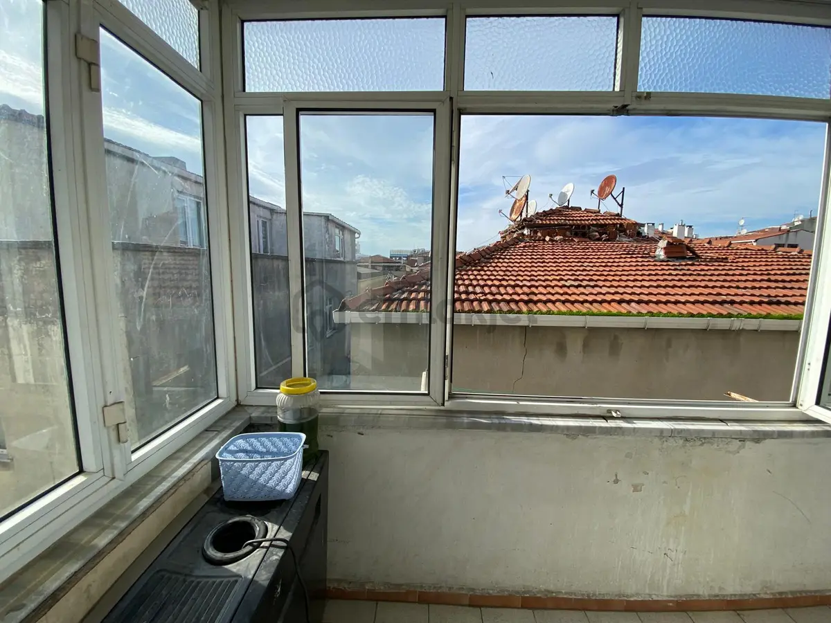 Remax'tan Bahçelievler'de Satılık 2+1 Hisseli Daire - 11