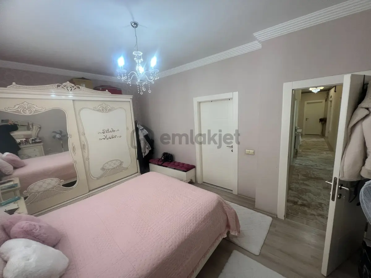 Etimesgut Ayyıldızda Satılık 3+1 Lüks Geniş Daire - 18
