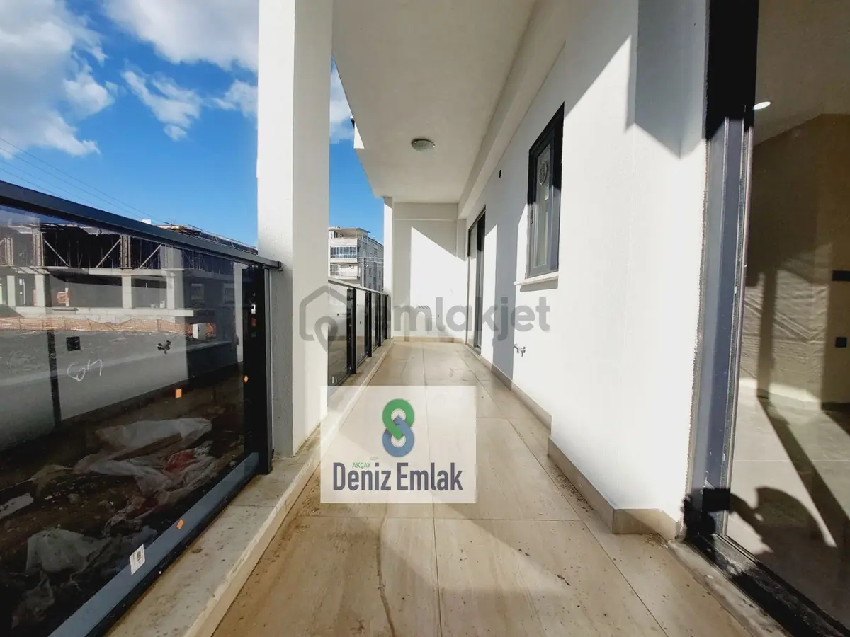 Denizden Akçayda Öncephe Geniş Balkonlu Satılık 2+1 Daire. - 29