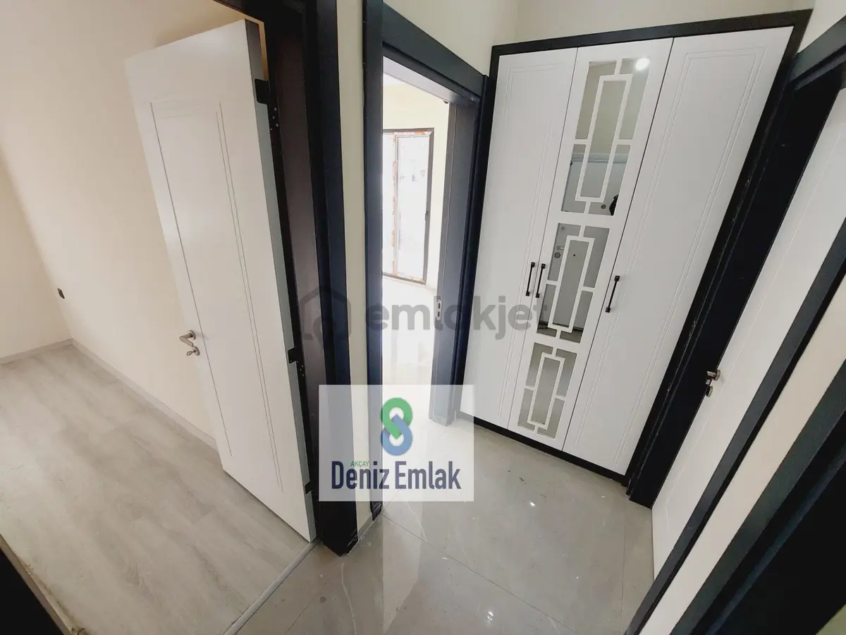 Denizden Akçayda Öncephe Geniş Balkonlu Satılık 2+1 Daire. - 22