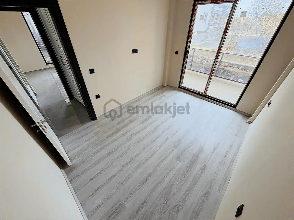 Gürsoy'dan Altınkumda Y.ısıtmalı Ön Cephe 2+1 Daire - 34
