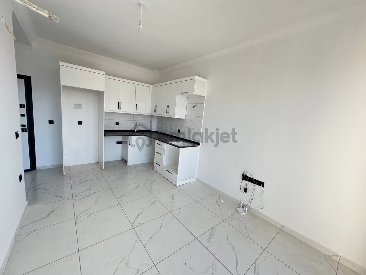 Full Aktiviteli Site İçerisinde Deniz Manzaralı 1+1 Daire - 9