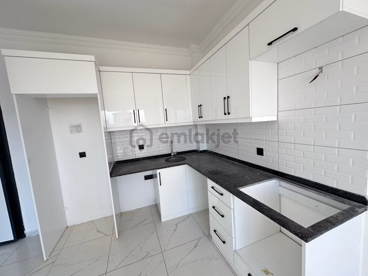Full Aktiviteli Site İçerisinde Deniz Manzaralı 1+1 Daire - 11