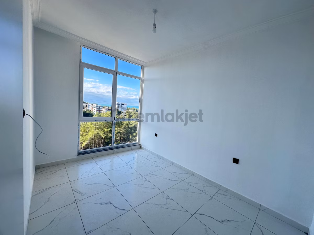 Full Aktiviteli Site İçerisinde Deniz Manzaralı 1+1 Daire - 13