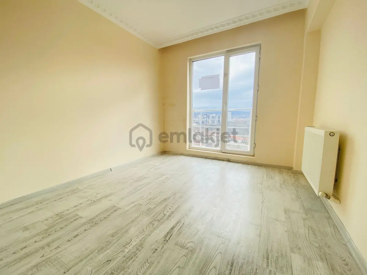 Mutlu'da Vadi Manzaralı 3+1 Asansörlü Ara Kat Satılık Daire !!! - 10