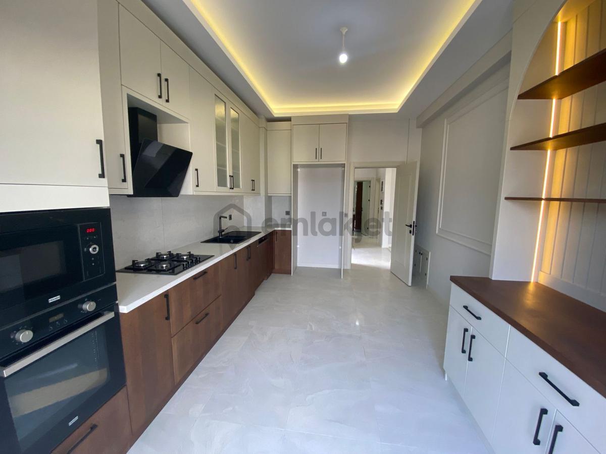 Gümüştepe'de Muhteşem Manzaralı 5+1 Triplex Villa - 6