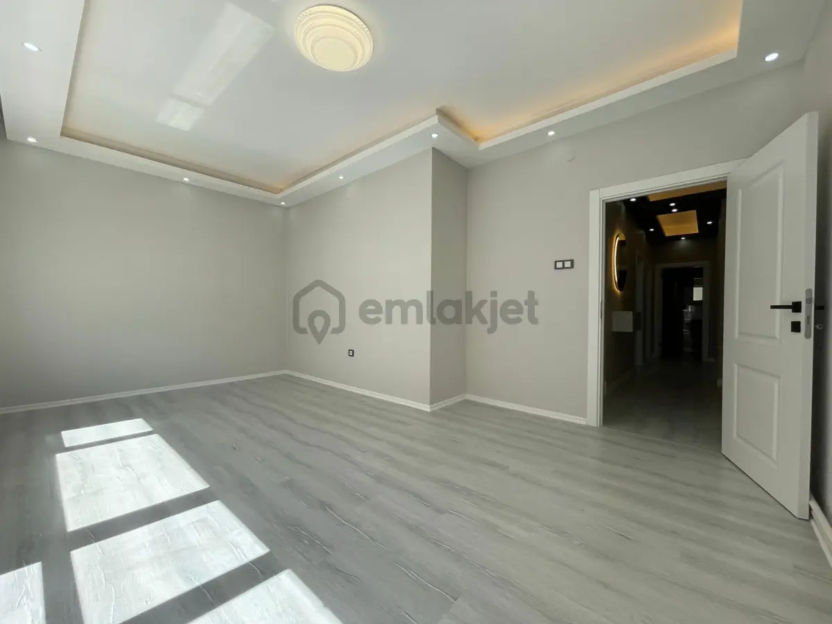 Tepebaşı'nda Bağımsız Katta Full Yapılı 3+1 Daire - 6