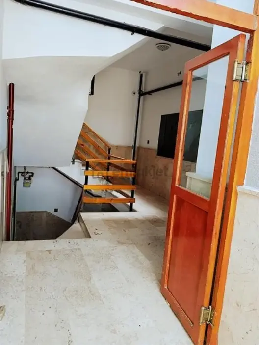 Elvankent Atakent'te Cadde Cephe Satılık 4+1 Teras - 3