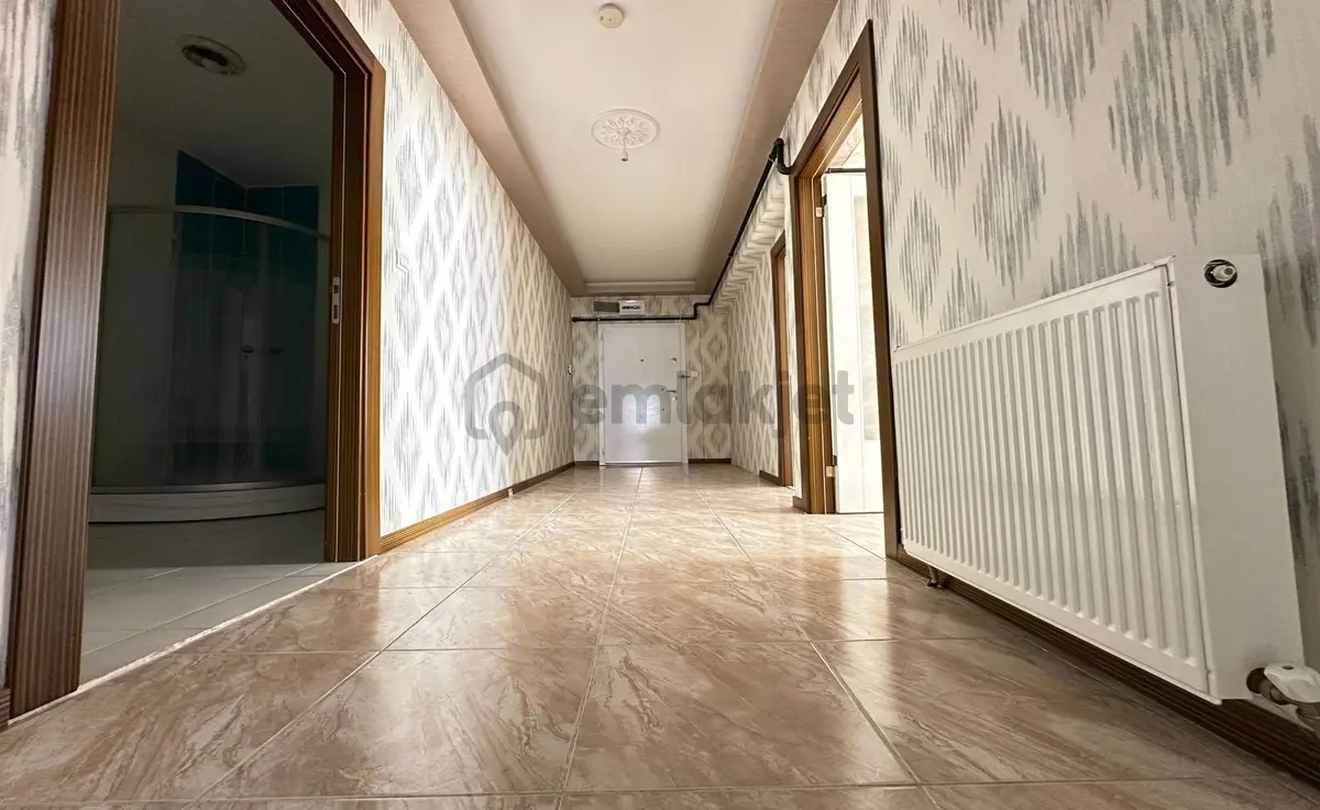 Başkent Caddesi Yakını Ara Kat Yapılı 3+1 - 14