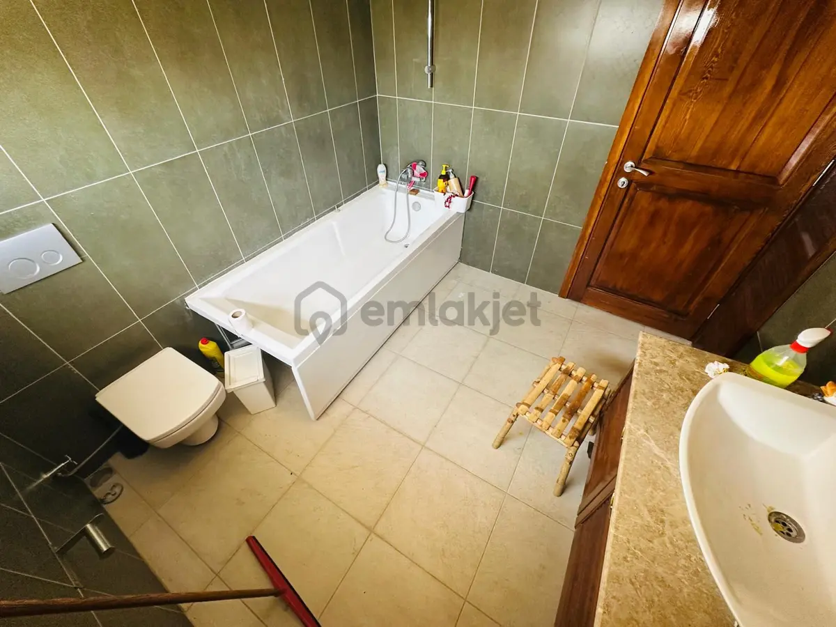 Tek Yetkili Kostak Gayrimenkulden Akçayda Şahane4+2bahçeli Villa - 24